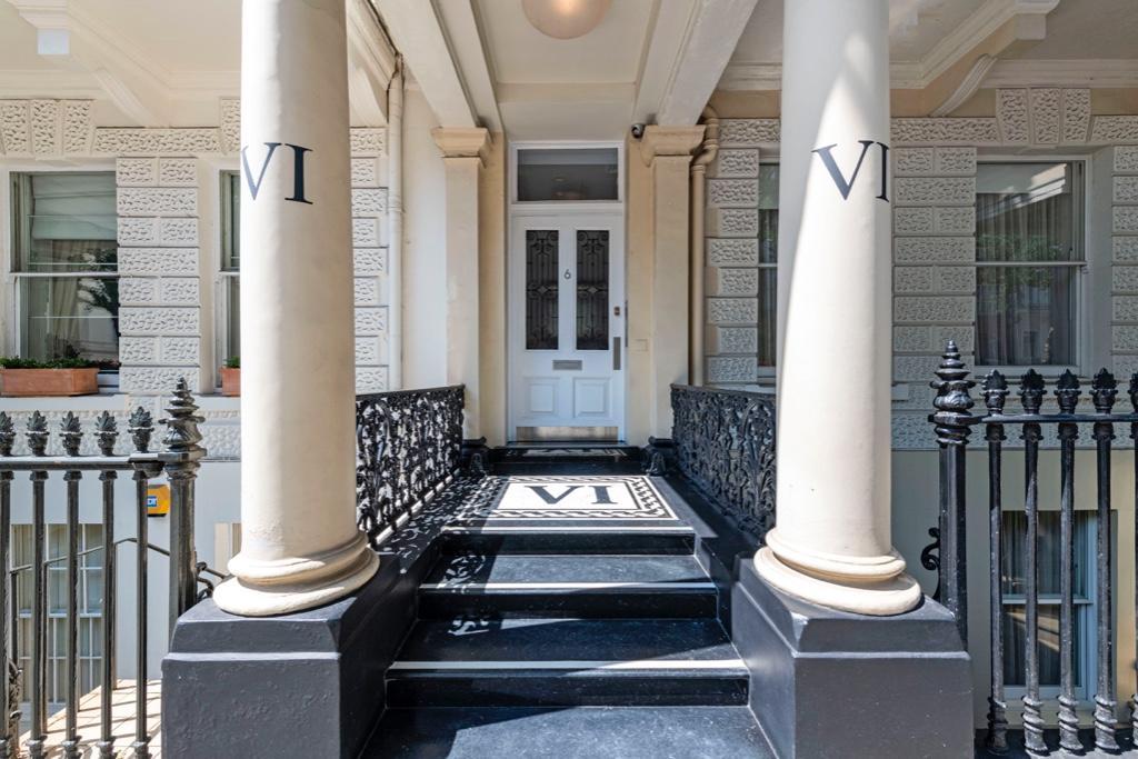 Top Hotel John Howard Apartments Londra Exterior foto